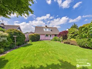 Rear- click for photo gallery